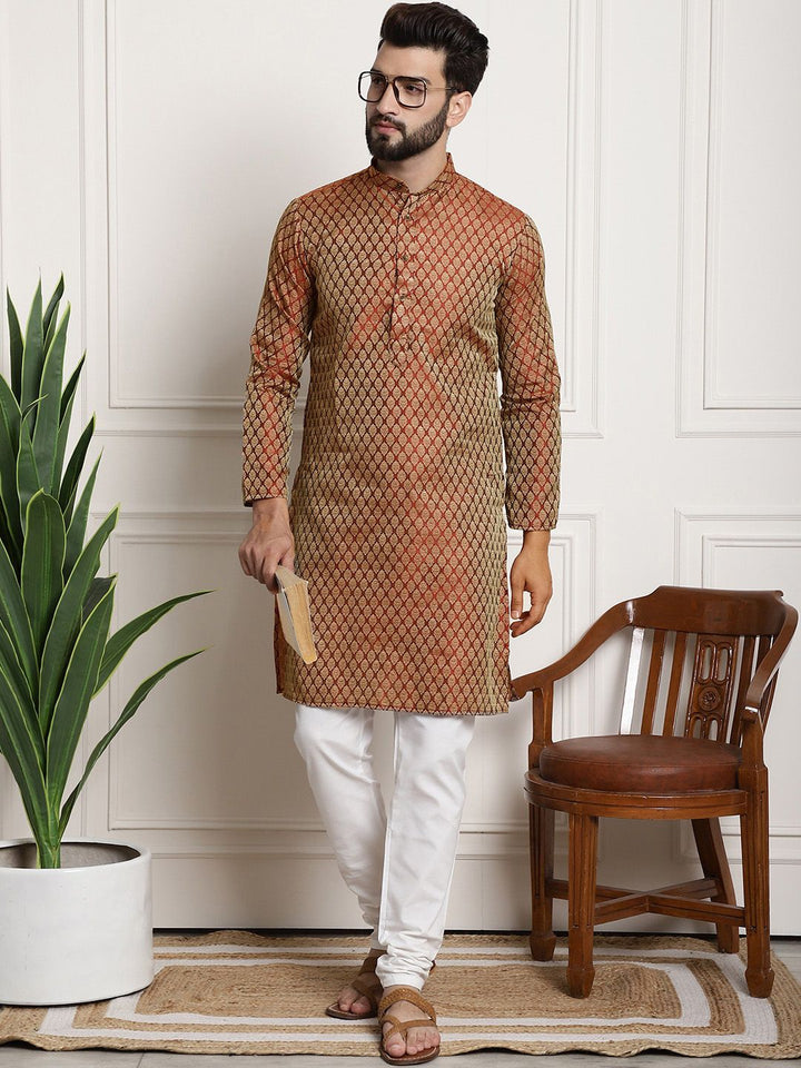 SOJANYA  Ethnic Motifs Woven Deisgn Regular Kurta With Churidar