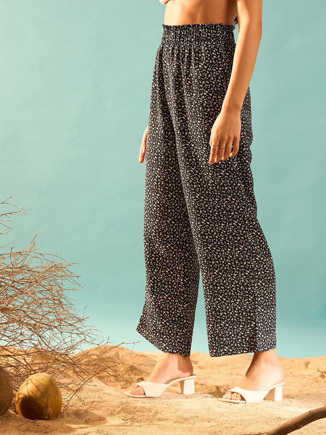Berrylush Women Black Floral Printed Relaxed Straight Leg High-Rise Parallel Trouser
