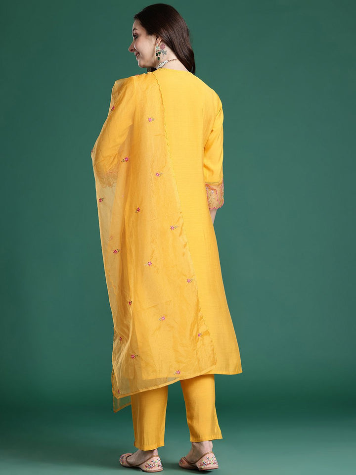 Indo Era Floral Embroidered Thread Work Kurta with Trousers & With Dupatta