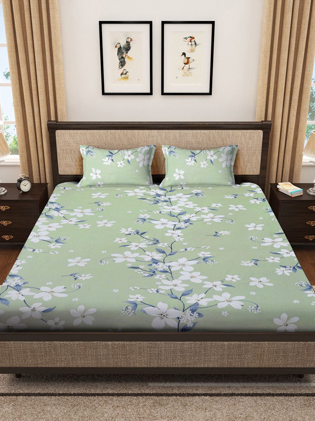 KLOTTHE Green Printed 400 TC Pure Cotton Double King Bedsheet With 2 Pillow Covers