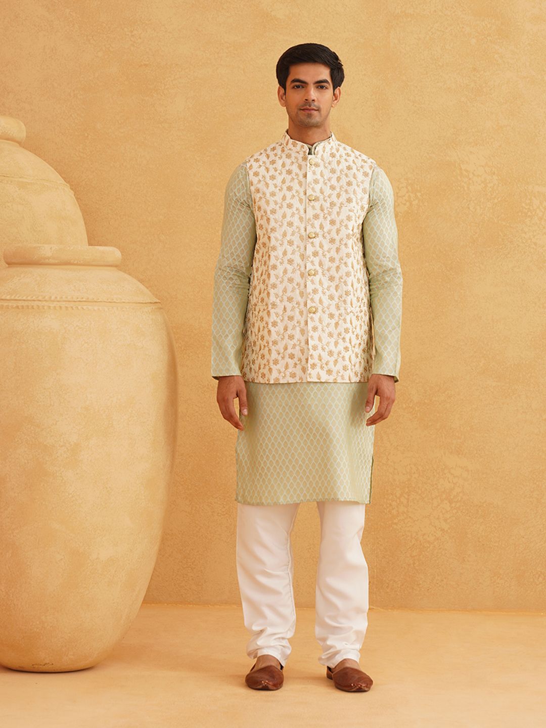 SOJANYA Ethnic Motifs Woven Design Band Collar Kurta With Pyjamas & Nehru Jacket