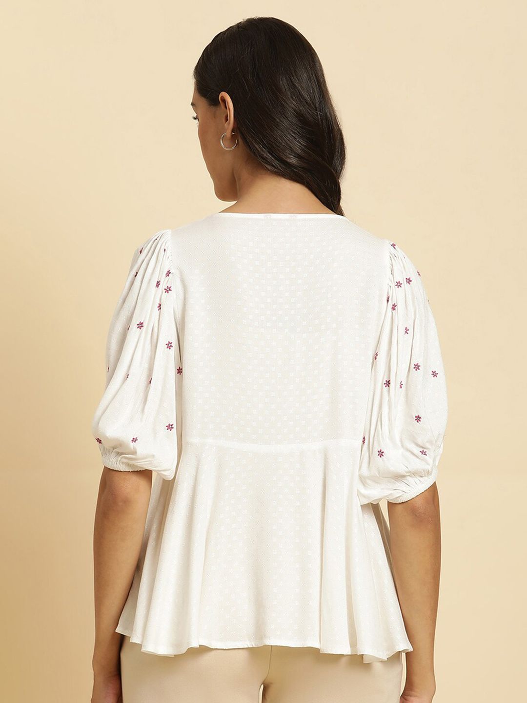 W Floral Embroidered Puff Sleeve A Line Top