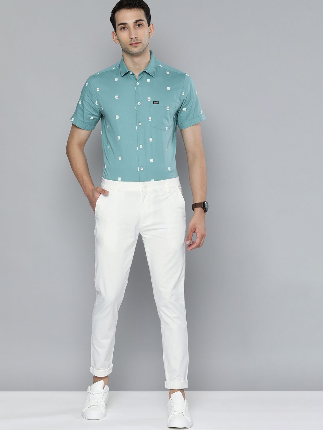 The Indian Garage Co Men White Slim Fit Trousers