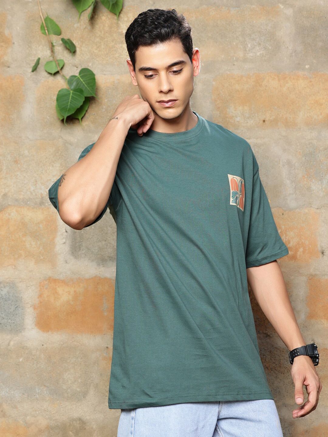 Thomas Scott Graphic Printed Drop-Shoulder Sleeves Oversized Pure Cotton T-shirt