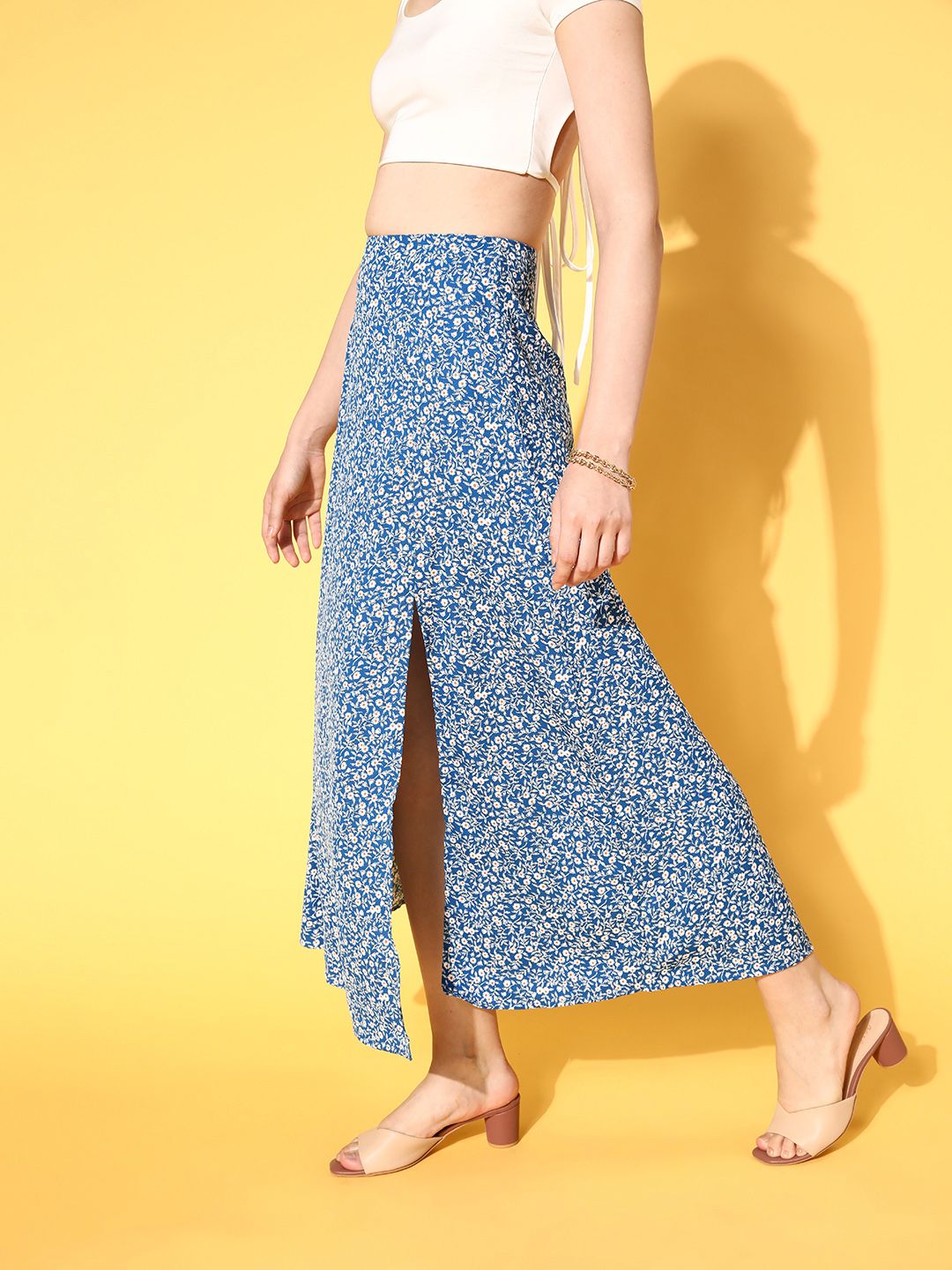 Berrylush Blue Ditsy Floral Print High-Rise A-Line Skirt
