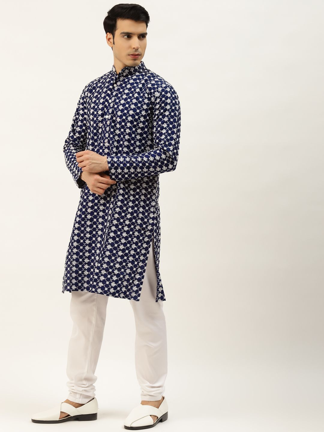 SOJANYA Men Navy Blue Chikankari Embroidered Kurta with Churidar & Nehru Jacket