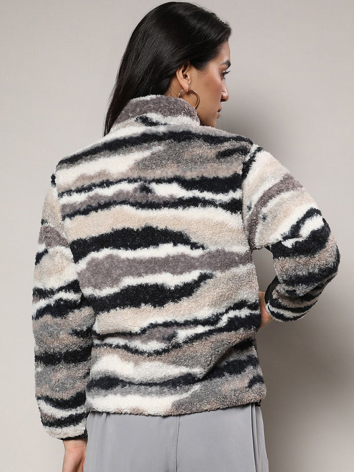 Kampus Sutra Black Camoulle Printed Windcheater Padded Jacket