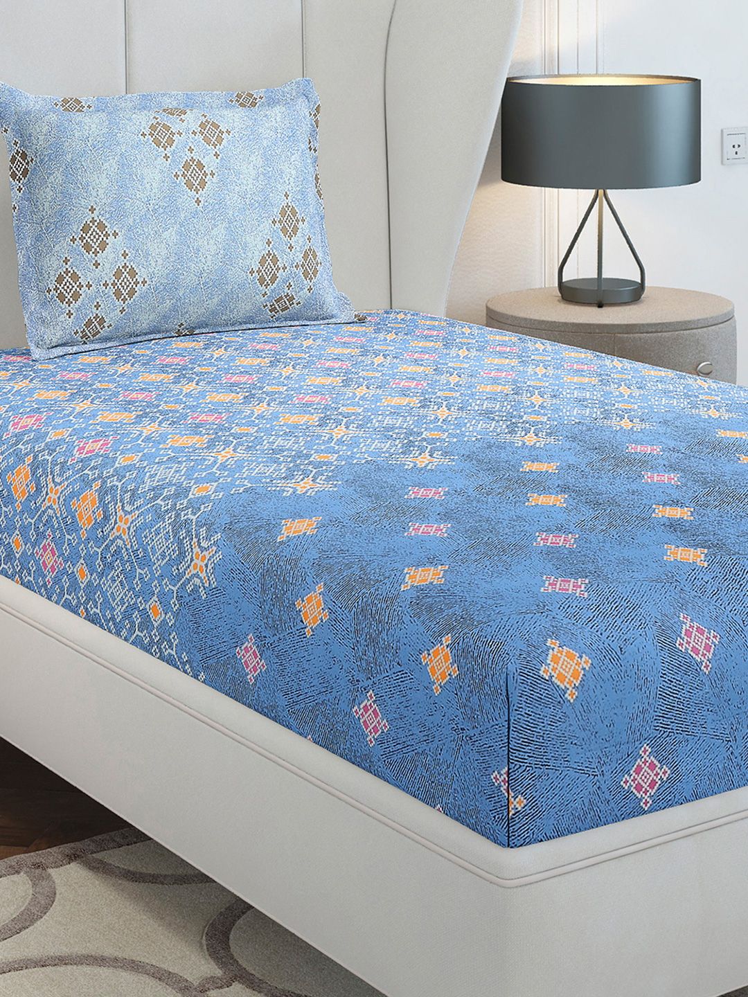 Monte Carlo Blue & White Ethnic Motifs Cotton 144 TC Single Bedsheet Set-2.29 m x 1.52 m
