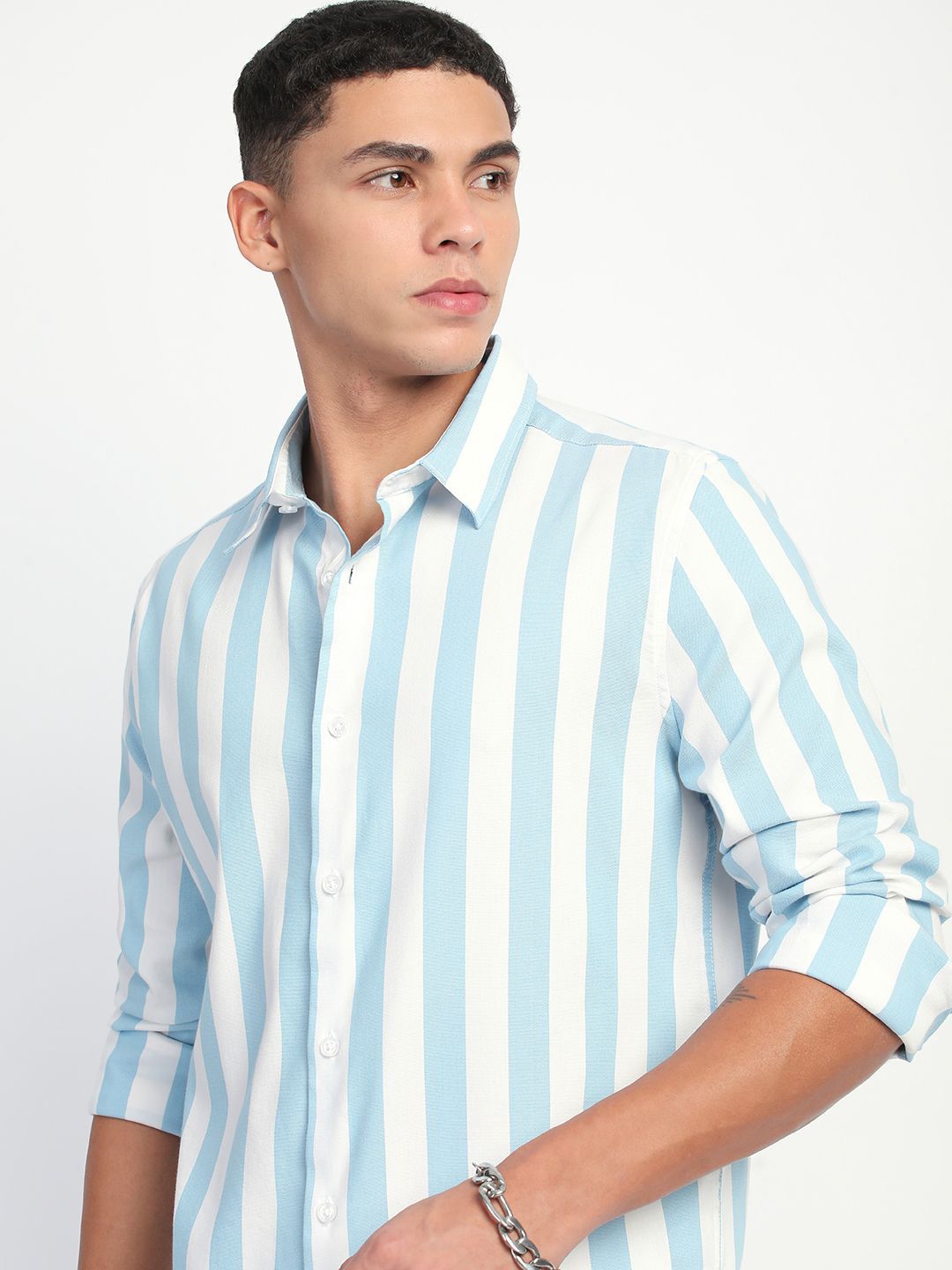 THE BEAR HOUSE Men Slim Fit Striped Casual Shirt