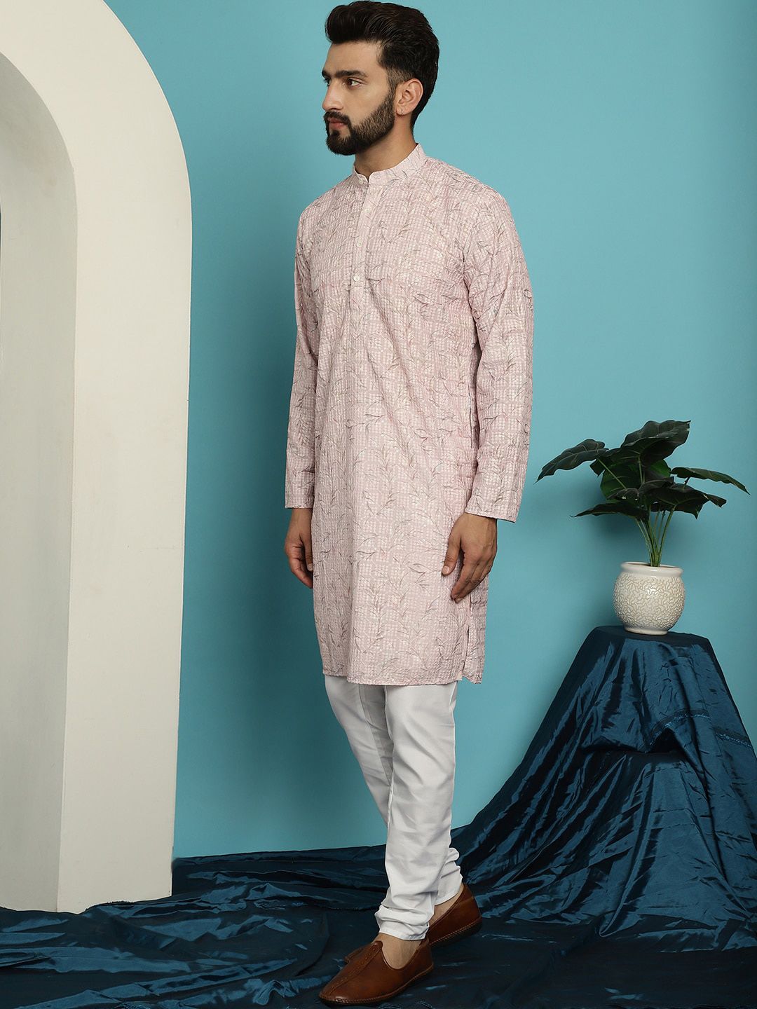 SOJANYA Motif Etnik Sulam Kurta Kapas Tulen dengan Churidar