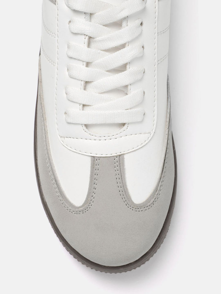 Lino Perros Women Colourblocked PU Sneakers