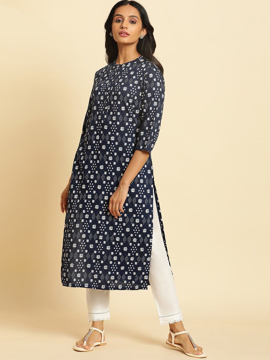 W Floral Printed Mandarin Collar Straight Kurta