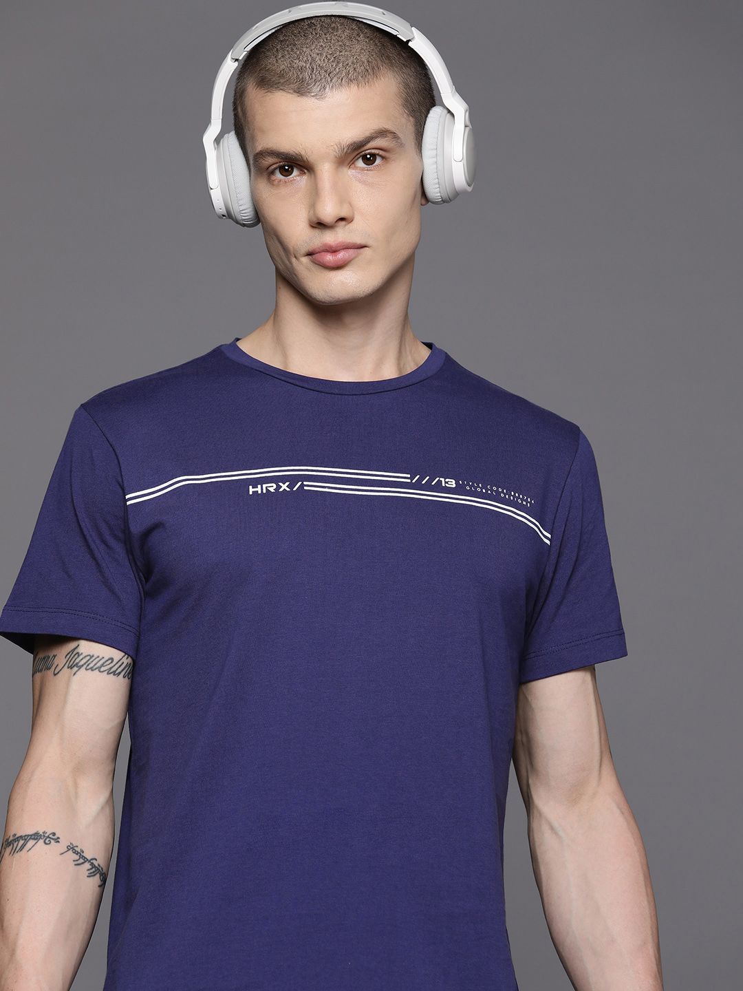 HRX oleh Hrithik Roshan Men Typography T-Shirt dicetak