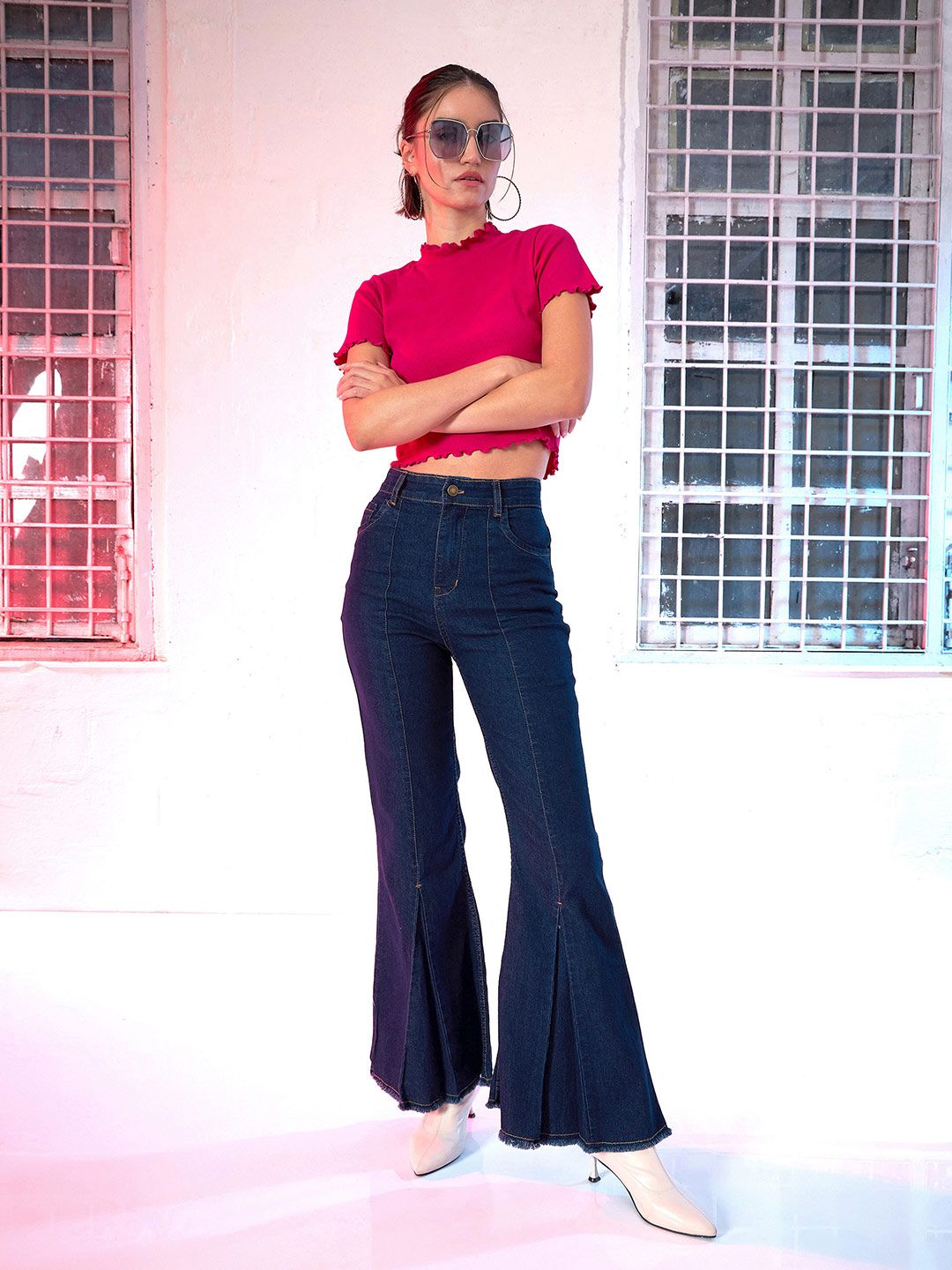 SASSAFRAS Woman Deep Navy Blue High-Rise Relaxed Fit Stretchable Jeans