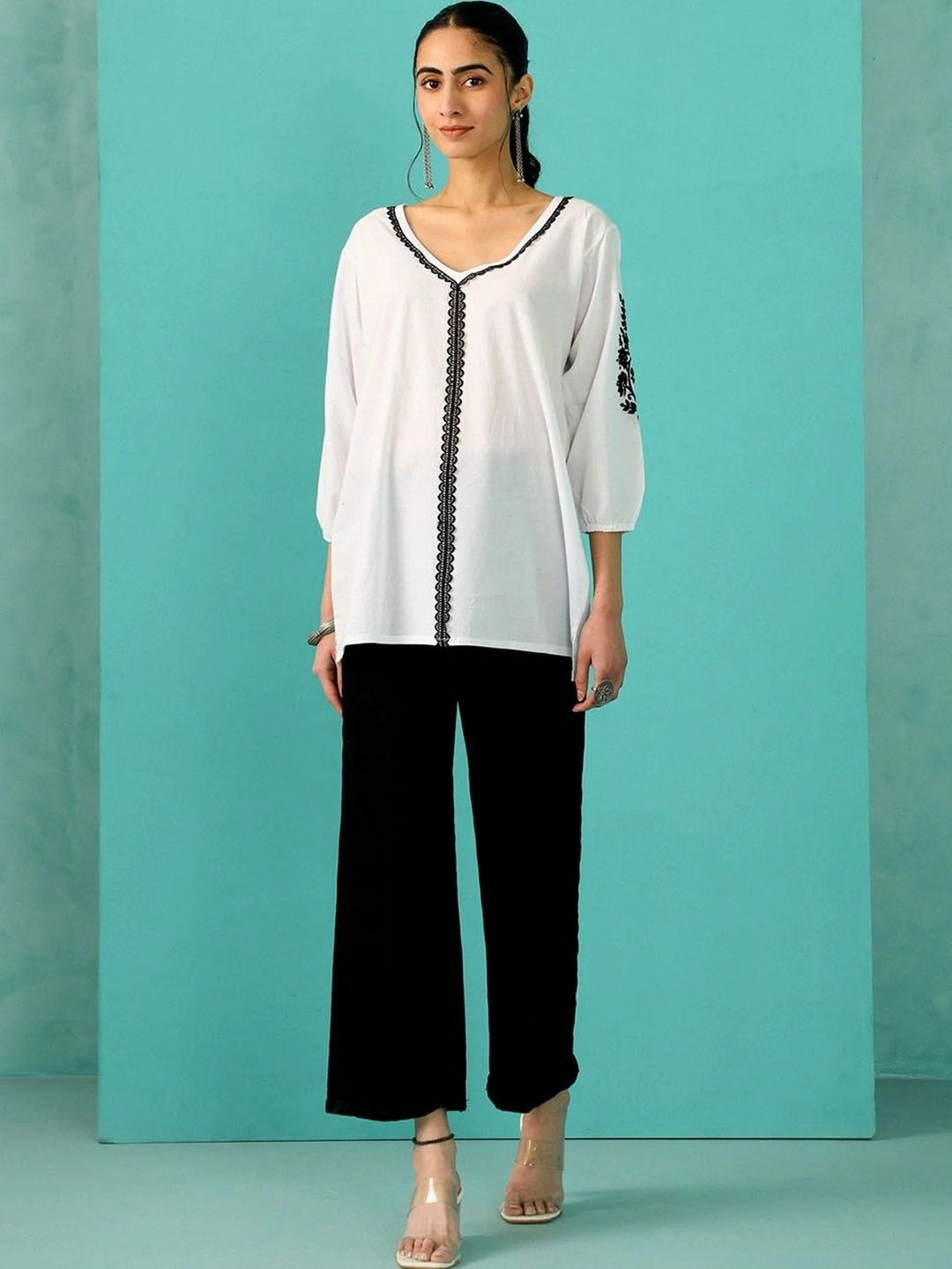 Rumah Wanita Chikankari Motif Etnik Sulam Benang Kerja Kurta