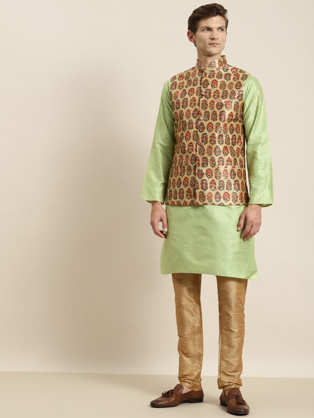 SOJANYA Men Green & Beige Kurta with Churidar & Nehru Jacket