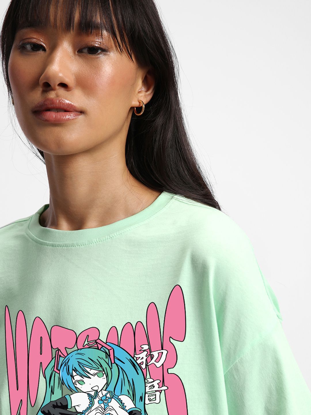Bewakoof Women Graphic Printed Round Neck Cotton Oversized T-shirt
