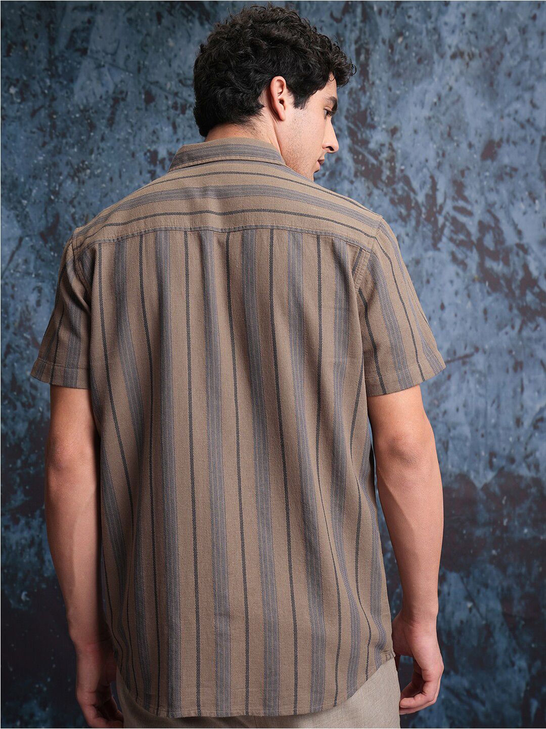 Locomotive Men Brown Mock Lino Dobby Textured Striped Utility Pocket Regular Shirt