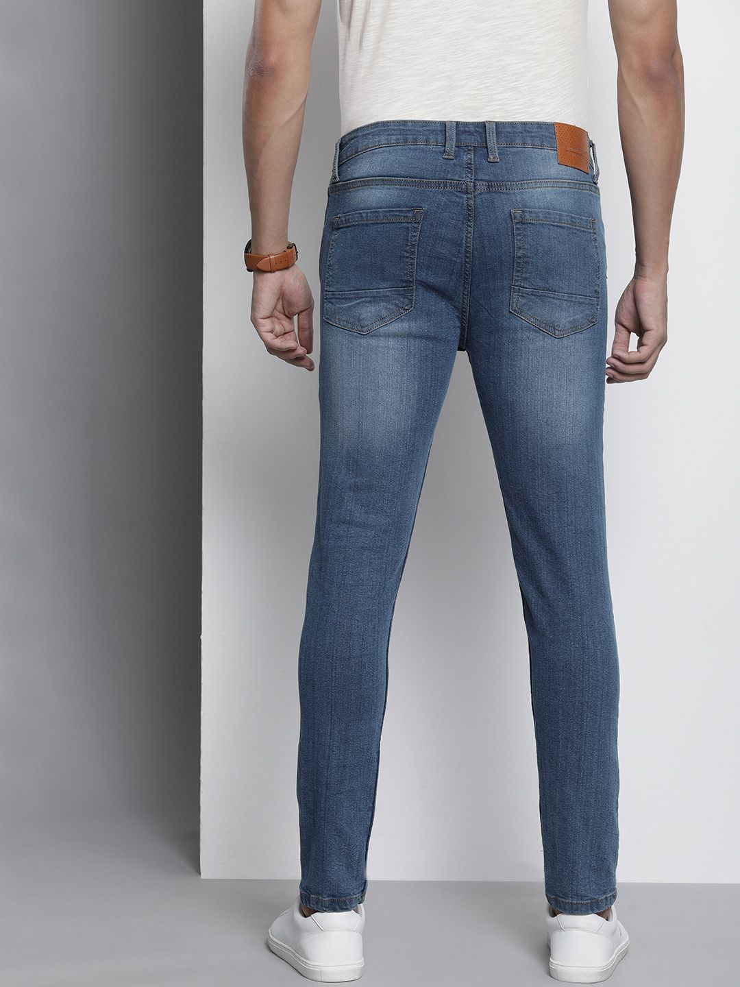 The Indian Garage Co Men Skinny Fit Heavy Fade Stretchable Jeans