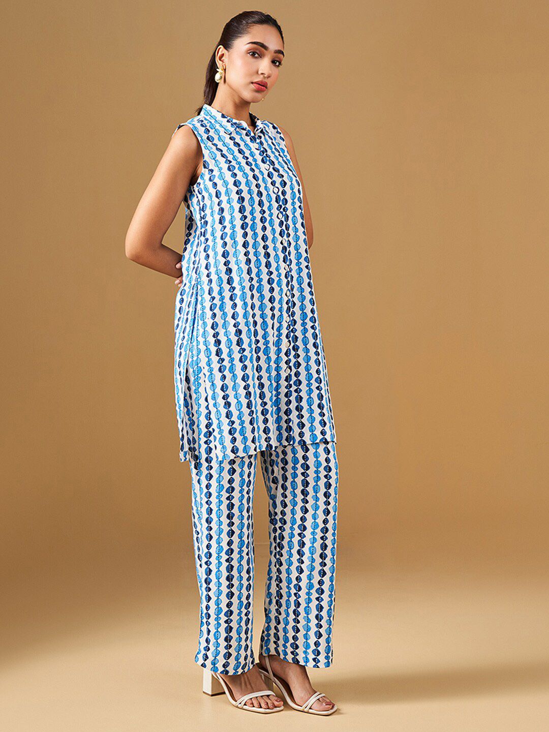 Global Desi Geometric Printed Panelled Pure Cotton Kurta with Palazzos