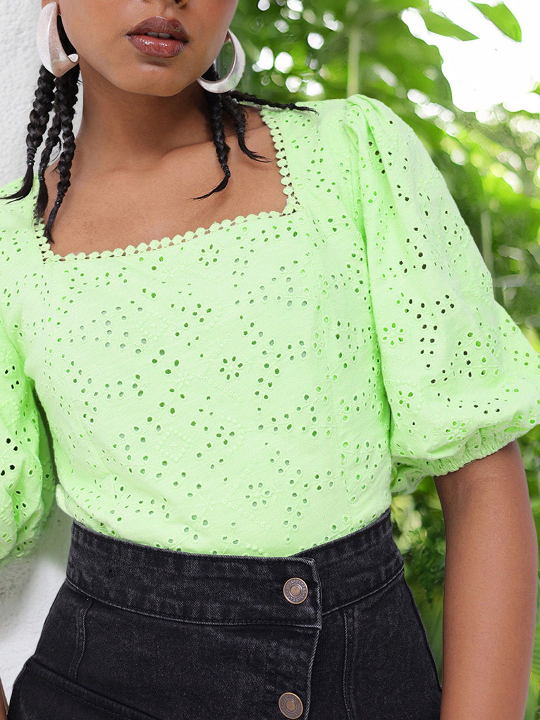 DressBerry Trendy Puff Sleeves Schiffli Top