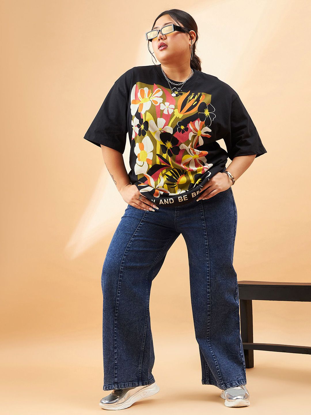SASSAFRAS Curve Plus Size Graphic Printed Round Neck Cotton Relaxed Fit T-shirt