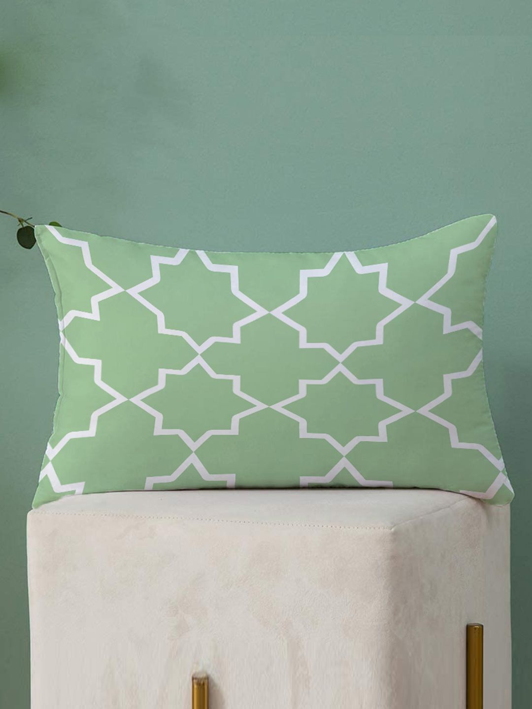STITCHNEST Green & White Set of 2 Rectangle Cushion Covers
