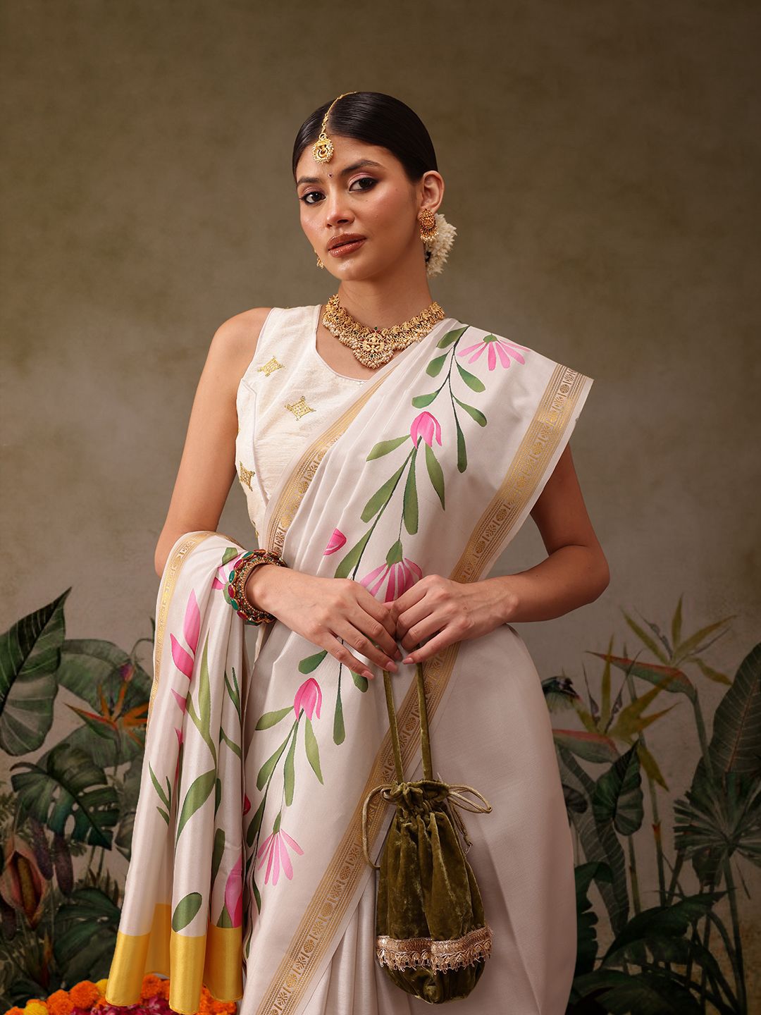 Silk Land Onam Special Floral Printed Kasavu Silk Saree