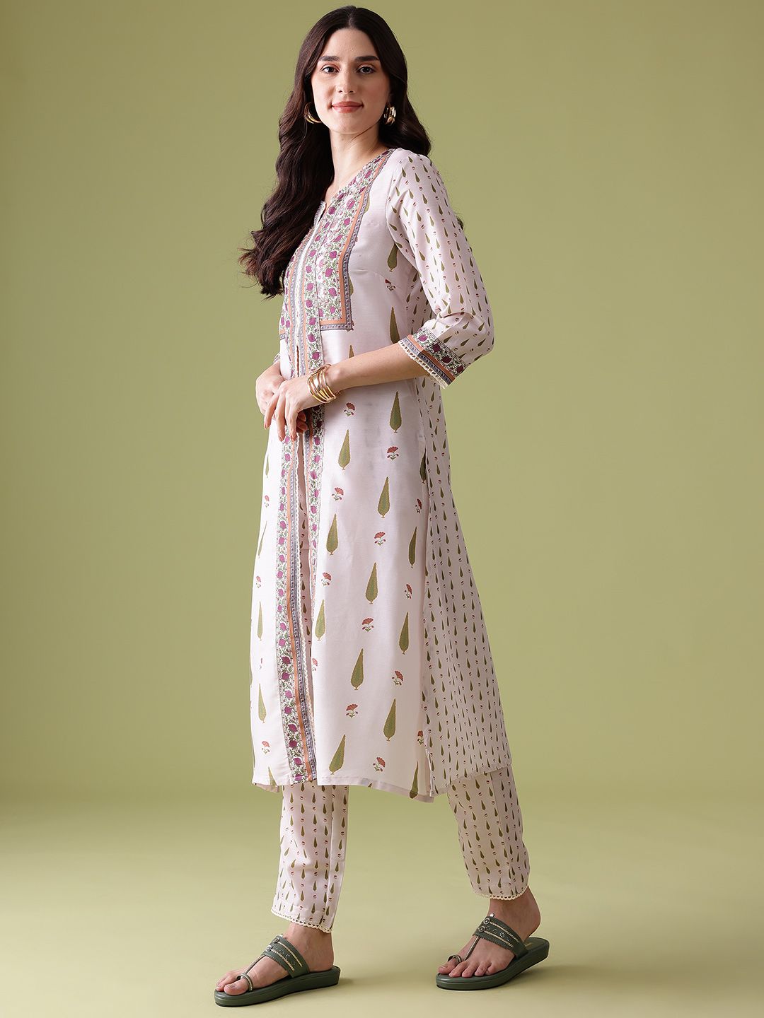Anouk Floral Printed Pure Cotton Kurta With Trousers & With Dupatta