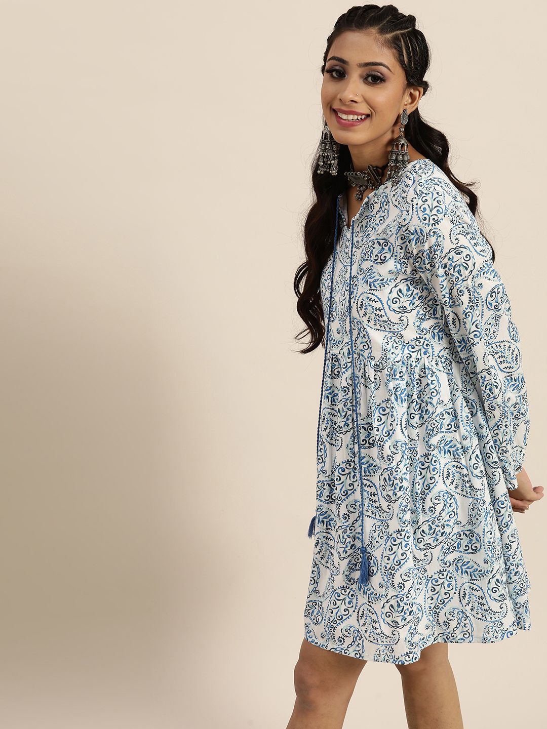 Shae by SASSAFRAS Women Blue & White Cotton Paisley Print A-Line Dress
