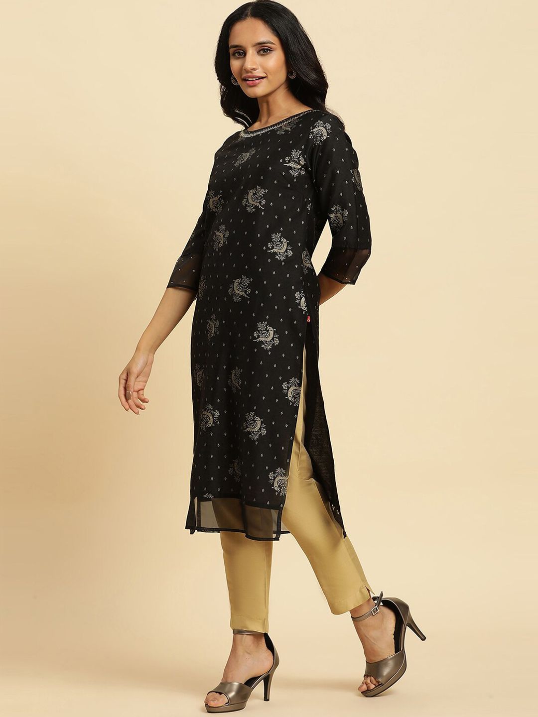 W Black Ethnic Motifs Printed Sequinned Straight Kurta