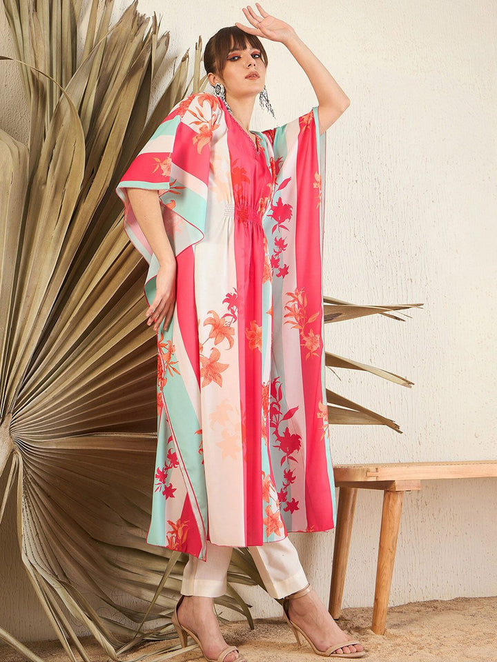 Indo Era Women Floral Printed Gotta Patti Kurta