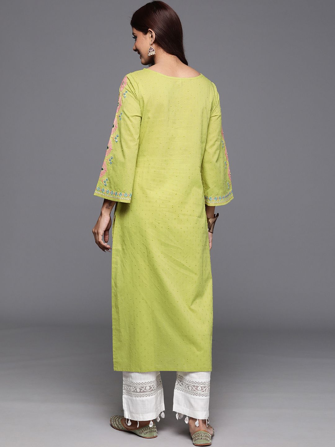 Varanga Women Embroidered Flared Sleeves Thread Work Boat Neck Kurta