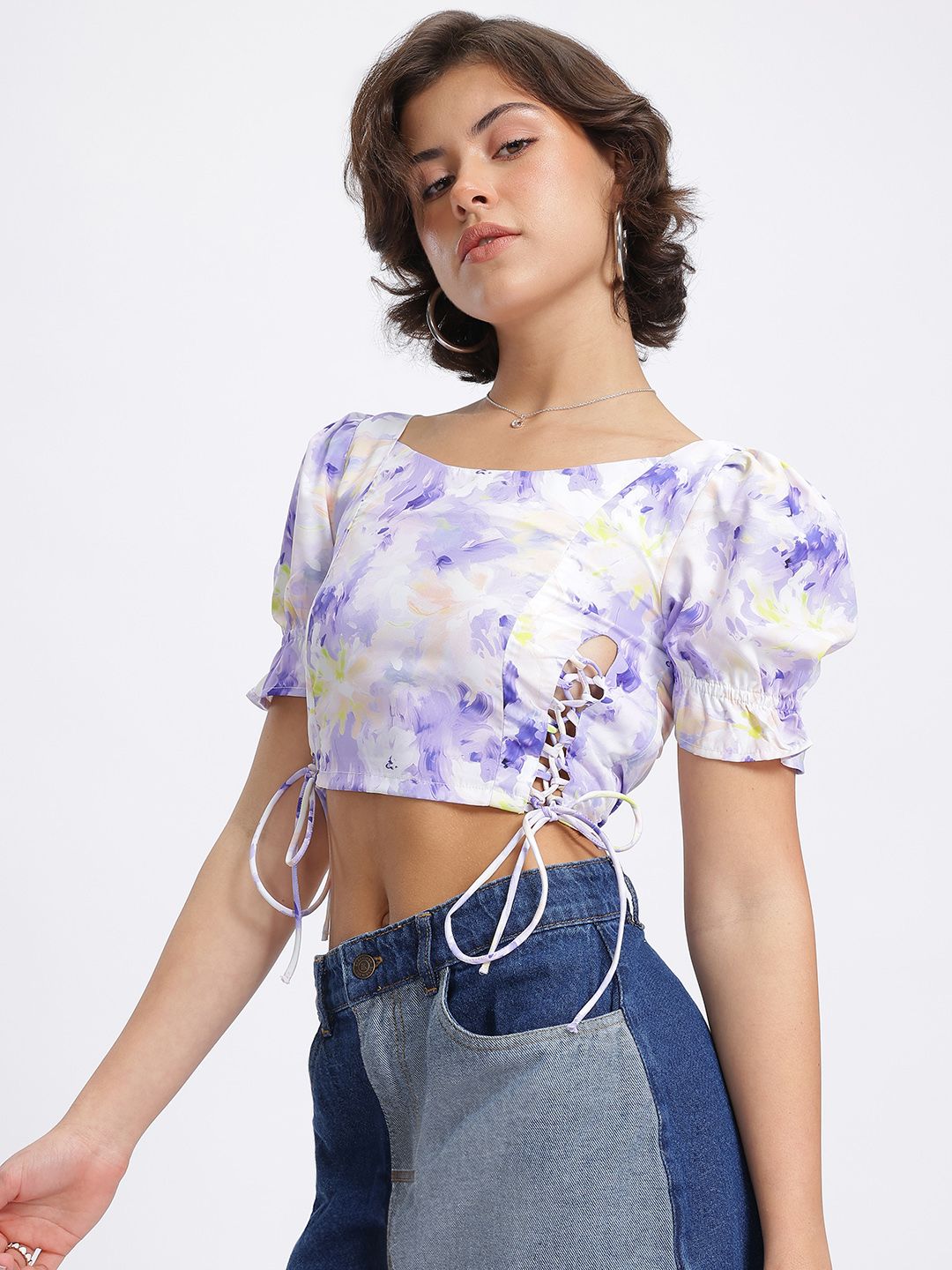DressBerry Floral Lace Up Detail Crop Top