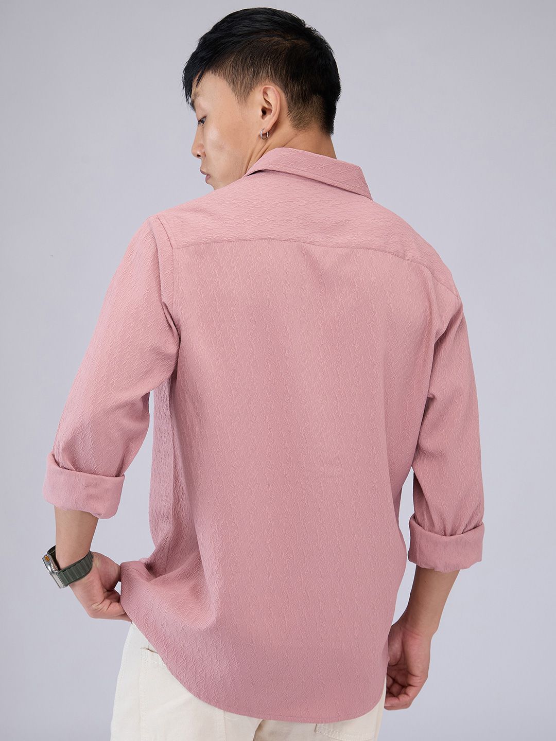 VASTRADO Men Classic Cutaway Collar Textured Slim Fit Casual Shirt