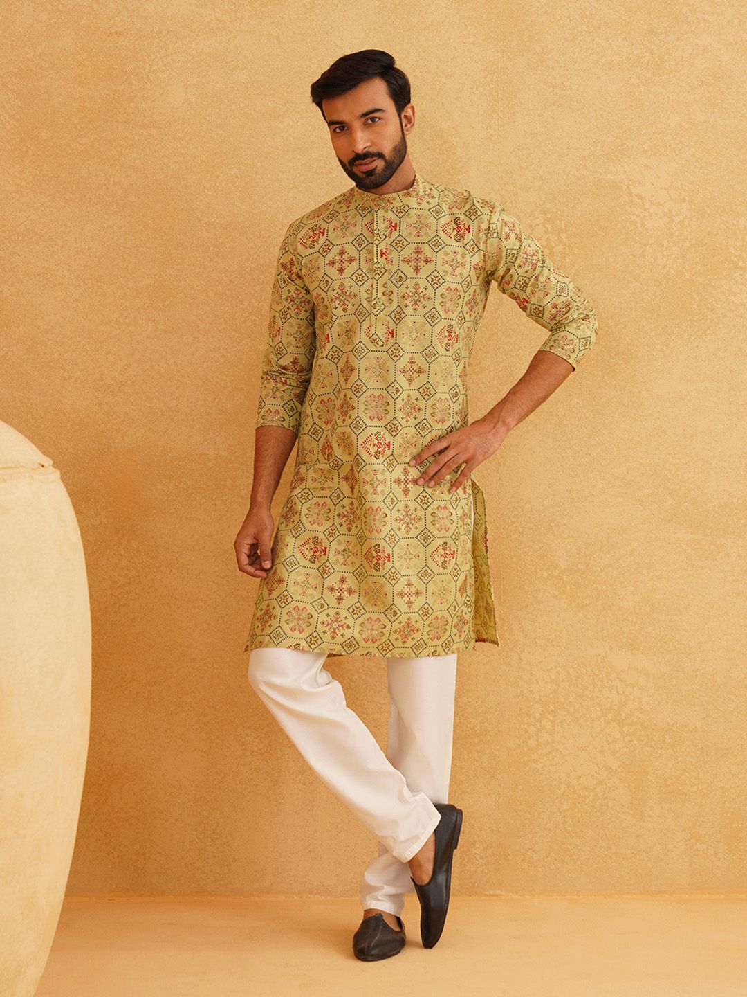 SOJANYA Motif Etnik Bercetak Kolar Jalur Kurta Lurus