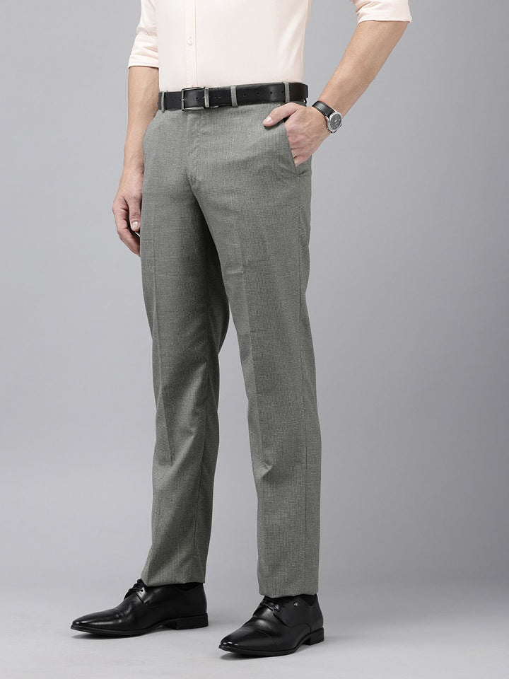 Park Avenue Men Textured Checked Formal Trousers