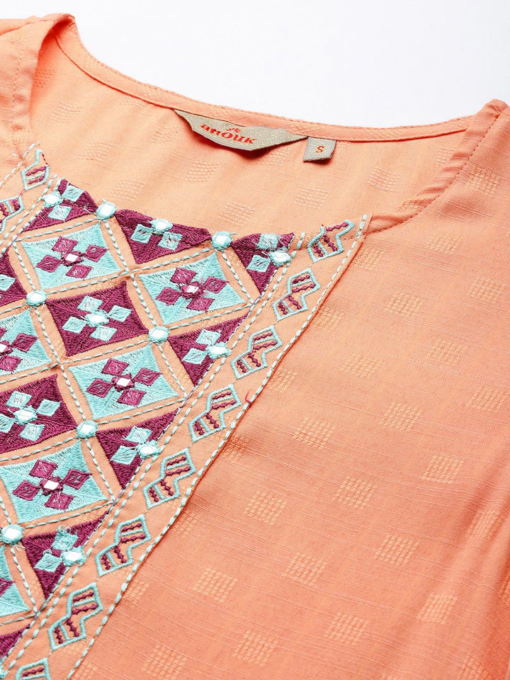 Anouk Geometric Embroidered Kurta