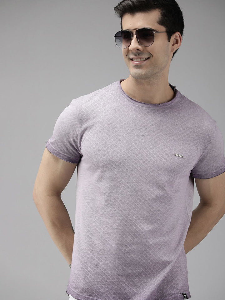 THE BEAR HOUSE Men Lavender Self Design Pure Cotton Slim Fit T-shirt