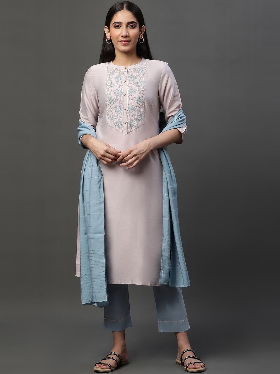 AURELIA Ethnic Motifs Yoke Design Regular Thread Work Kurta With Trousers & Dupatta