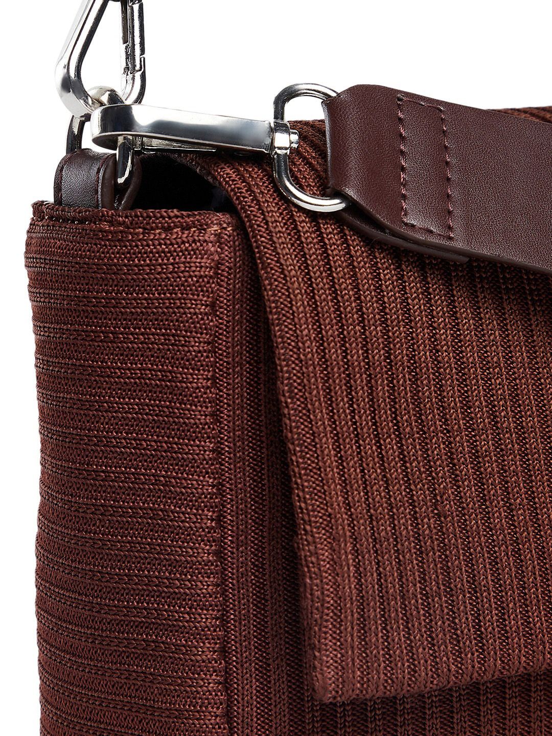 Berrylush Brown Textured Swagger Bag