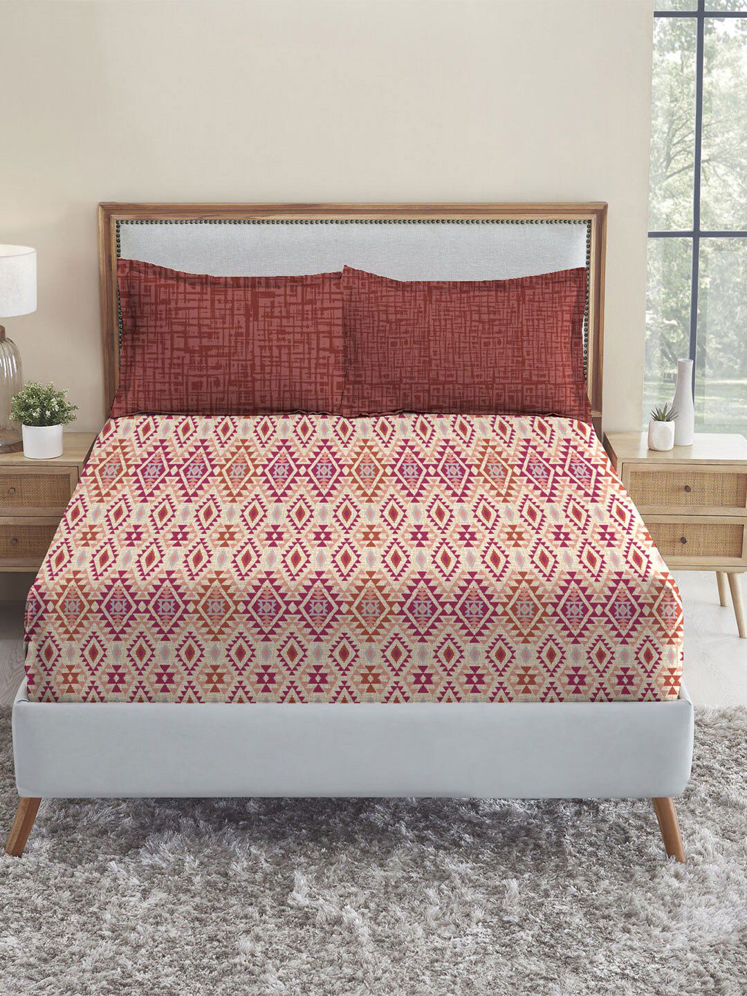 MYTRIDENT Aria Red Urban Comfort Flat 144TC Queen Cotton 1 Bedsheet with 2 Pillow Covers