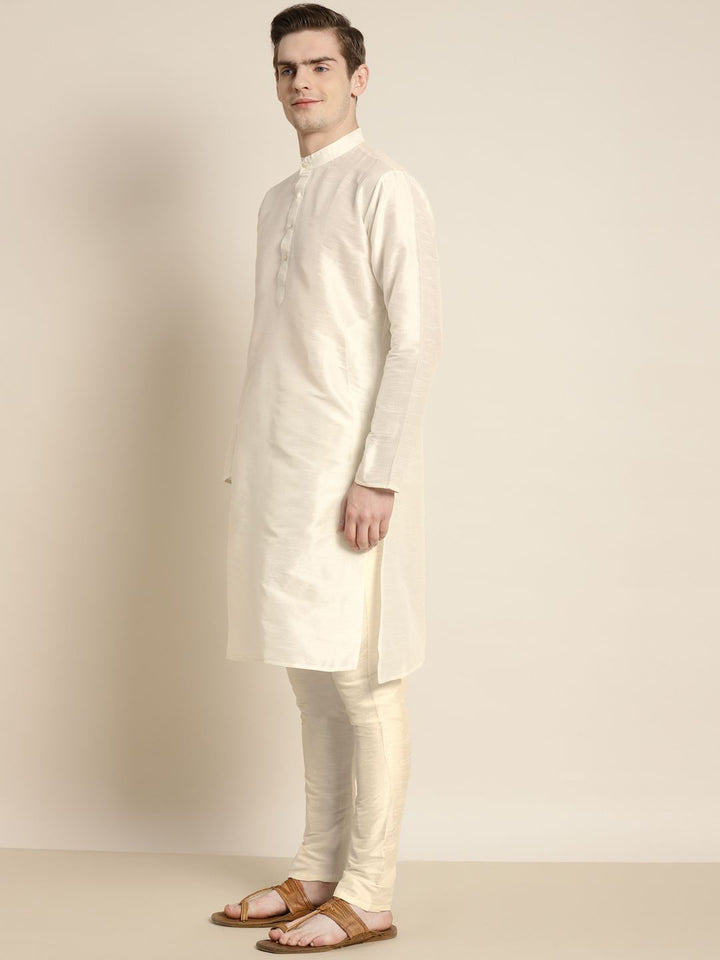 SOJANYA Men Off White Kurta with Churidar