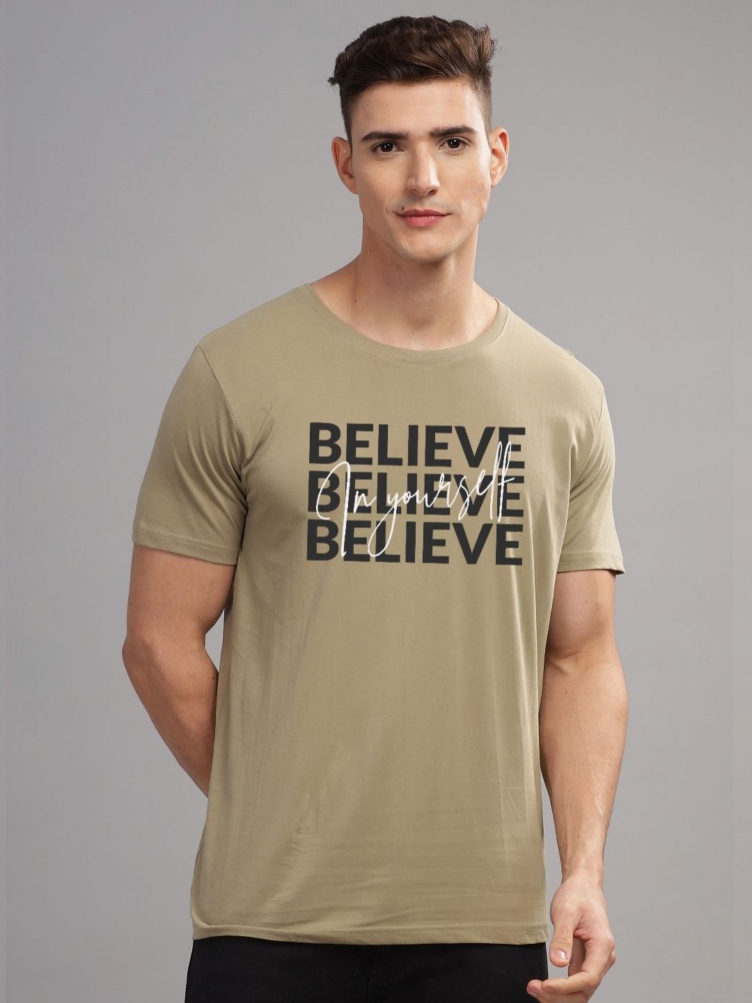 ADRO Men Typography Printed Pockets T-shirt
