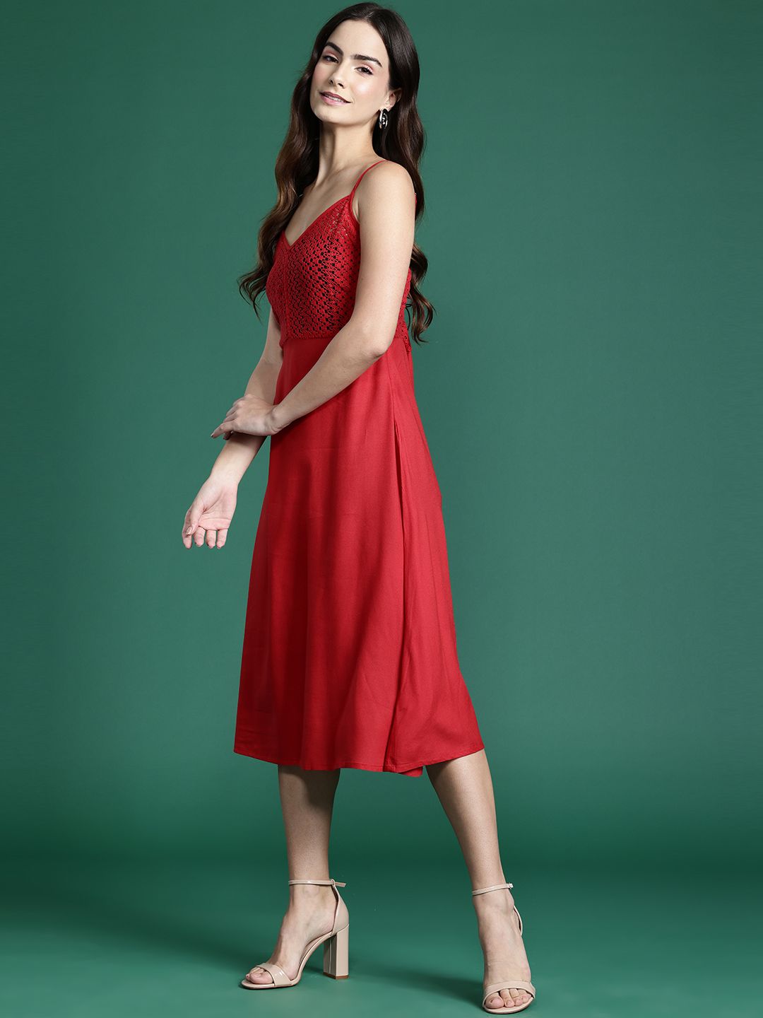 Pakaian Midi Fit & Flare Dressberry Fit & Flare
