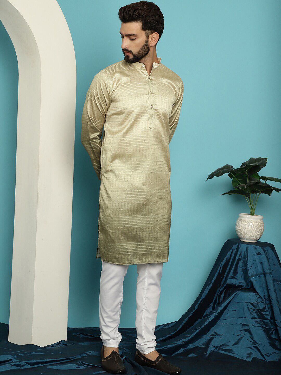 SOJANYA Kurta Berlabuci Biasa Berjalur Dengan Piyama