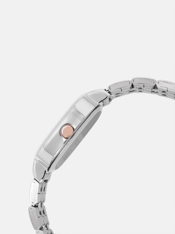 DressBerry Women Dial & Bracelet Style Straps Analogue Watch UT-A8642-SLR-DB