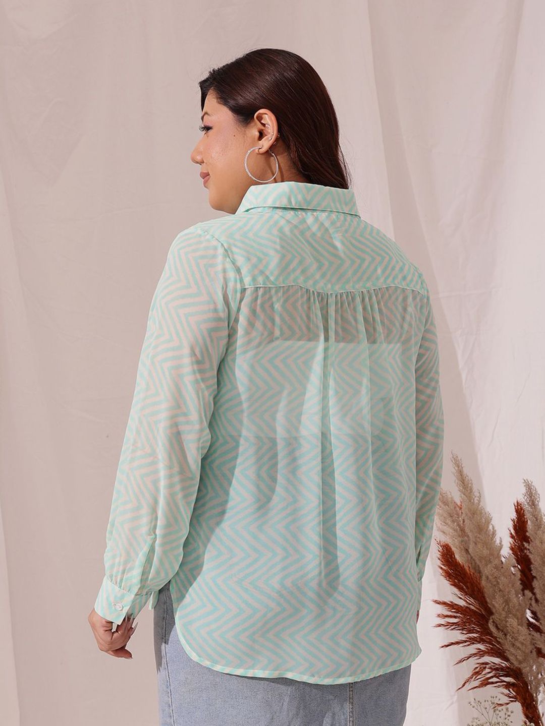 CURVY STREET Women Plus Size Comfort Spread Collar Printed Relaxed Fit Casual Shirt