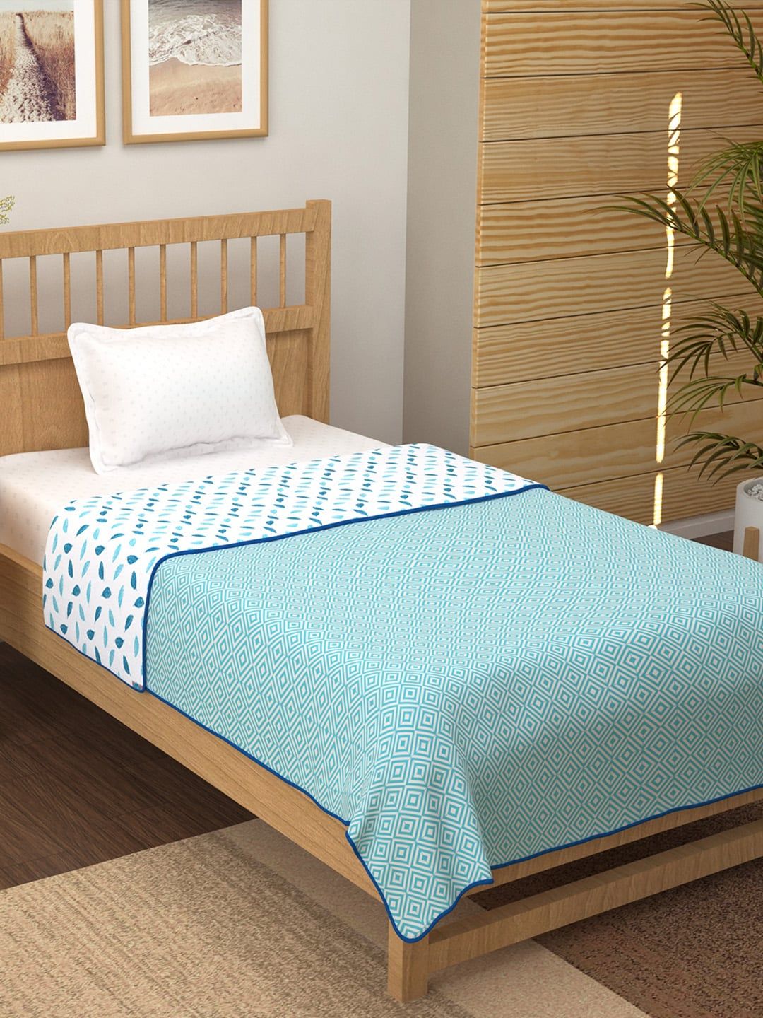 Story@home White & Blue Floral Mild Winter 150 GSM Single Bed Dohar