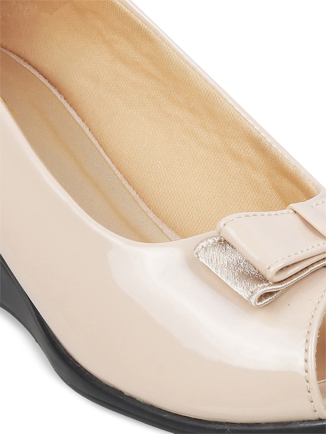 Metro Bows Embellished Peep Toes Wedge Heels